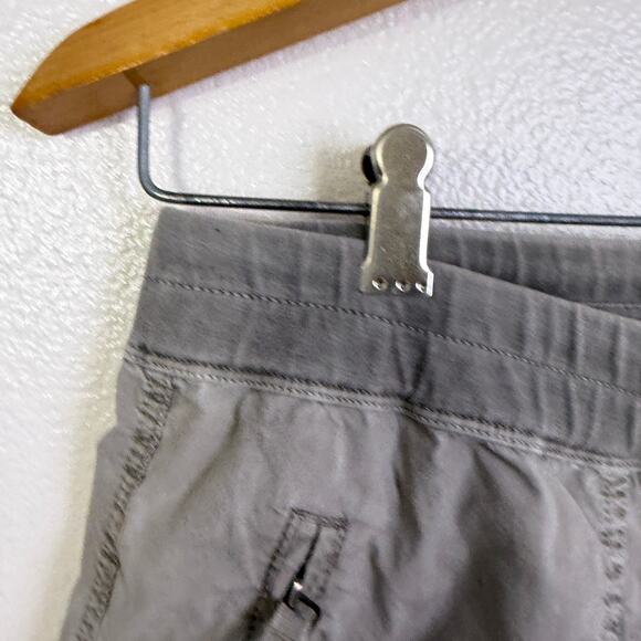 Standard James Perse Zip Pocket Utility Pants Size 2 Womens Cotton Crop 31x25.5 - Picture 3 of 10